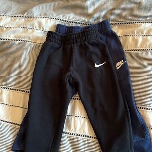Two pairs of Nike 3t (2-3years) jogger sweatpants